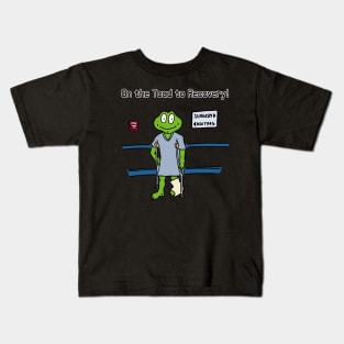 On The Road To Recovery-Broken Leg Kids T-Shirt